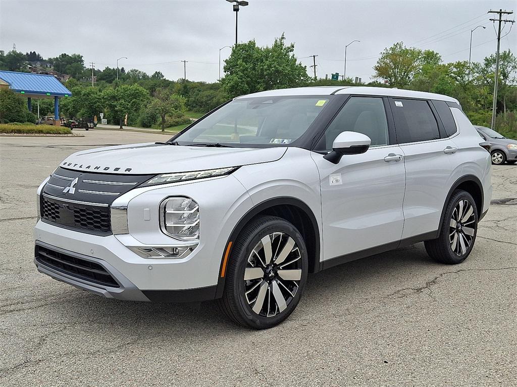 new 2025 Mitsubishi Outlander car, priced at $36,860