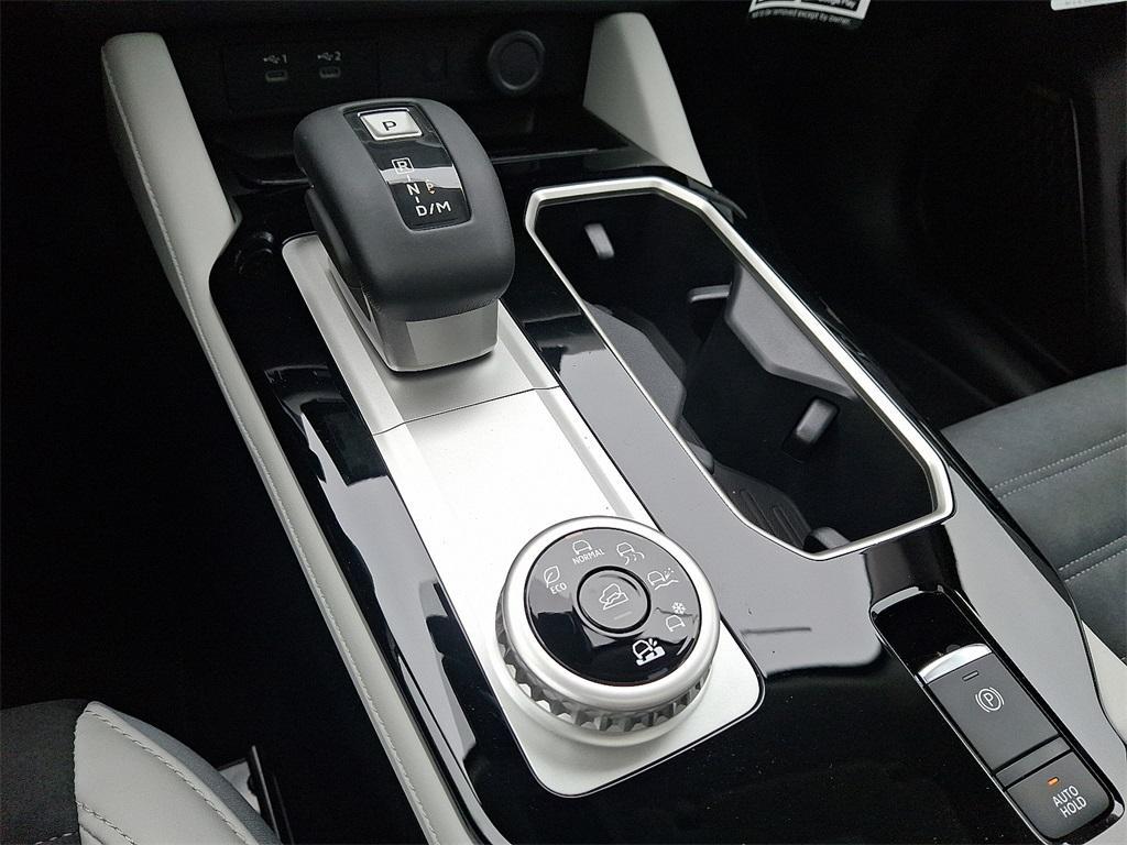 new 2025 Mitsubishi Outlander car, priced at $36,860