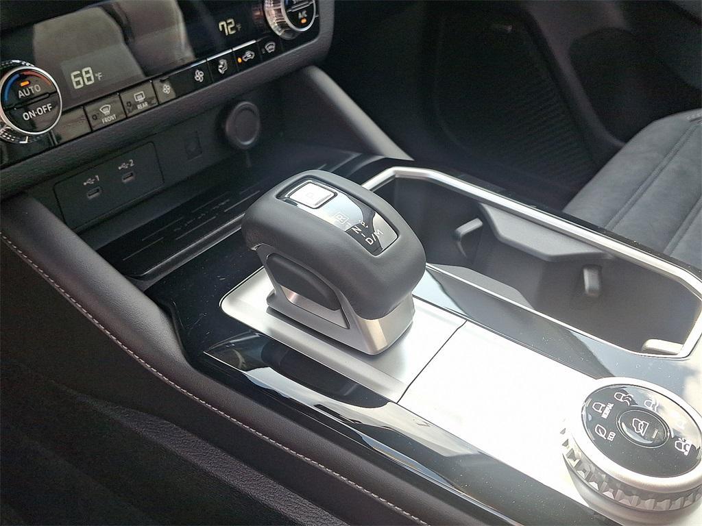 new 2025 Mitsubishi Outlander car, priced at $32,960