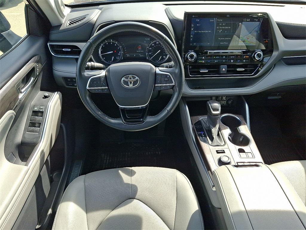 used 2021 Toyota Highlander car, priced at $28,360