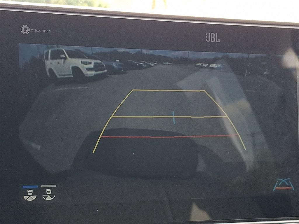 used 2021 Toyota Highlander car, priced at $28,360