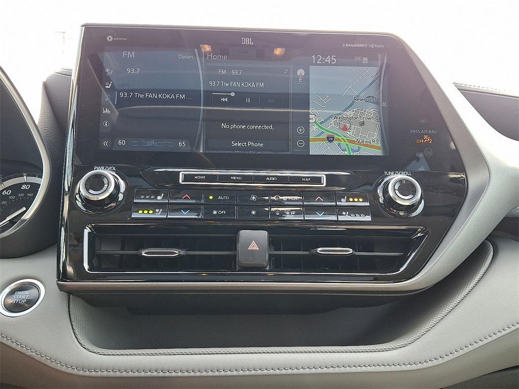 used 2021 Toyota Highlander car, priced at $28,360