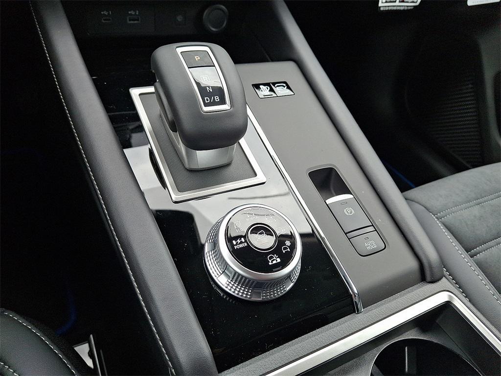 new 2025 Mitsubishi Outlander PHEV car, priced at $40,560