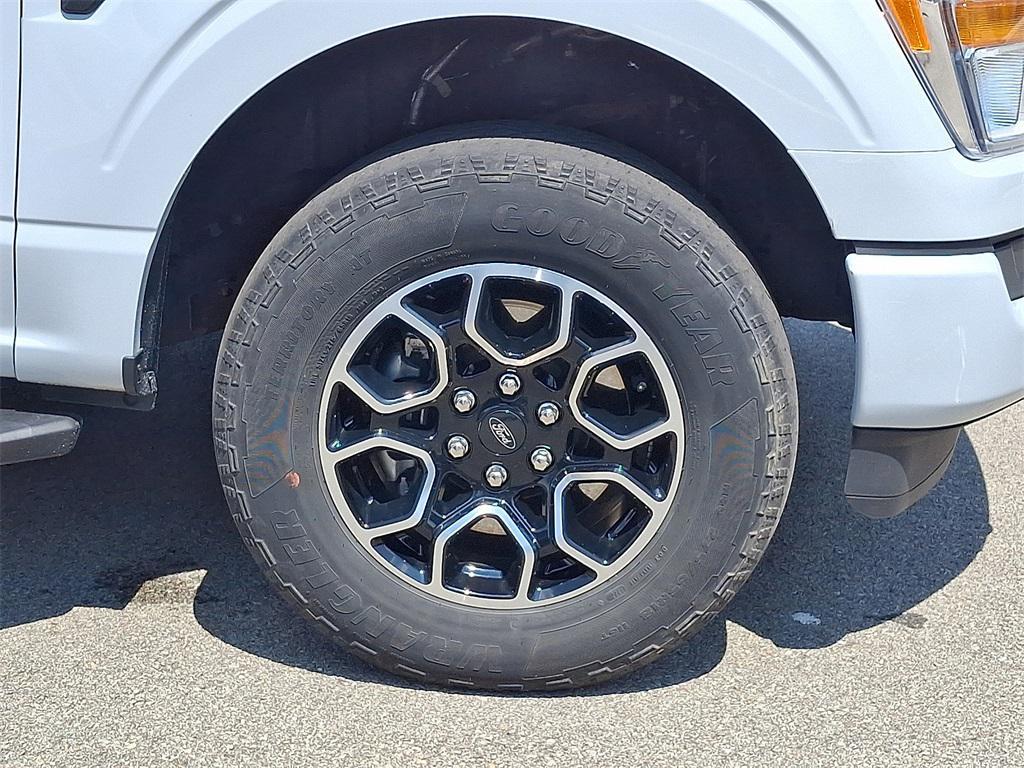 used 2022 Ford F-150 car, priced at $30,000
