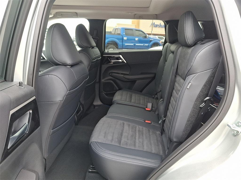 new 2025 Mitsubishi Outlander PHEV car, priced at $37,560