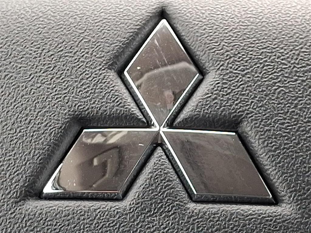 new 2025 Mitsubishi Outlander PHEV car, priced at $37,560