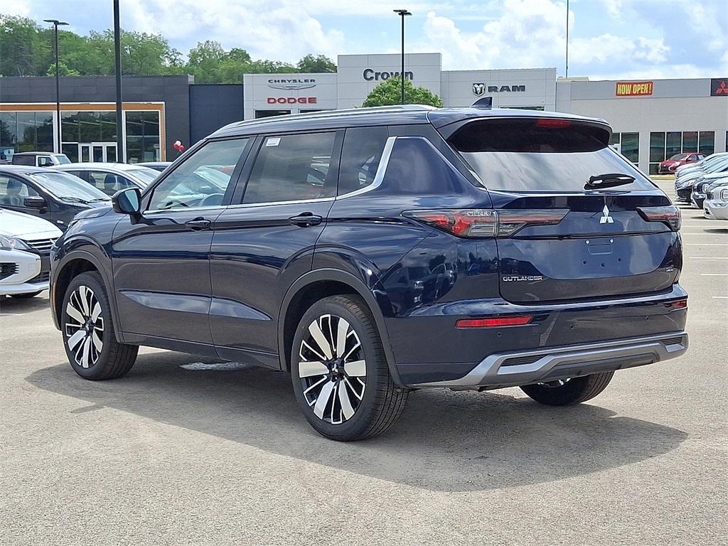 new 2025 Mitsubishi Outlander car, priced at $35,735