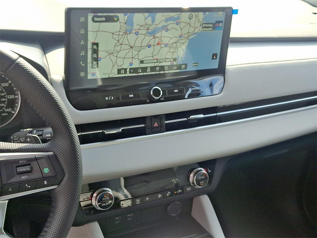 new 2025 Mitsubishi Outlander car, priced at $33,645