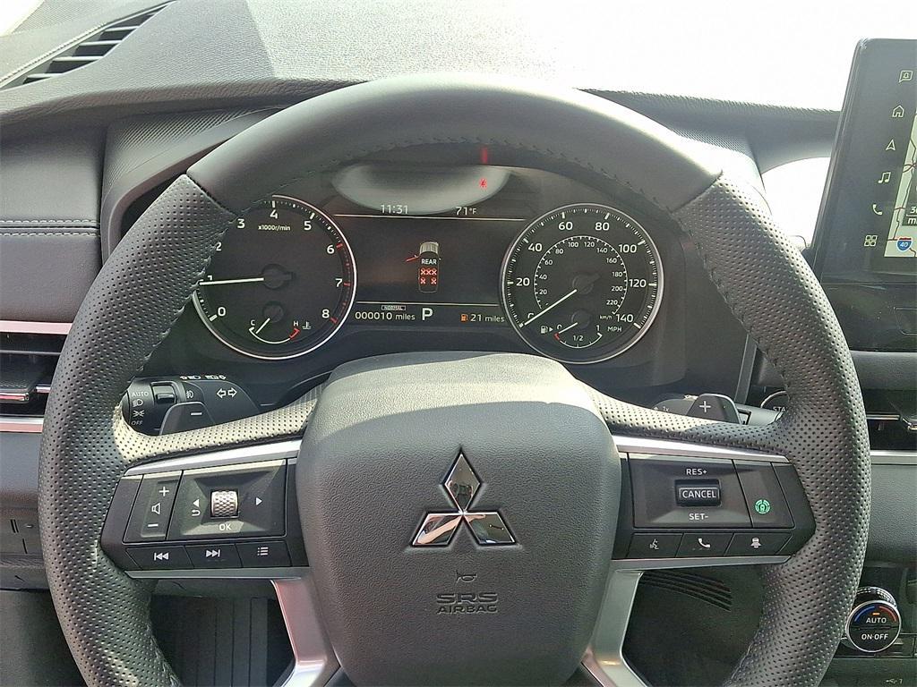 new 2025 Mitsubishi Outlander car, priced at $33,900