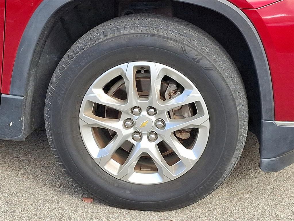 used 2020 Chevrolet Traverse car, priced at $22,900