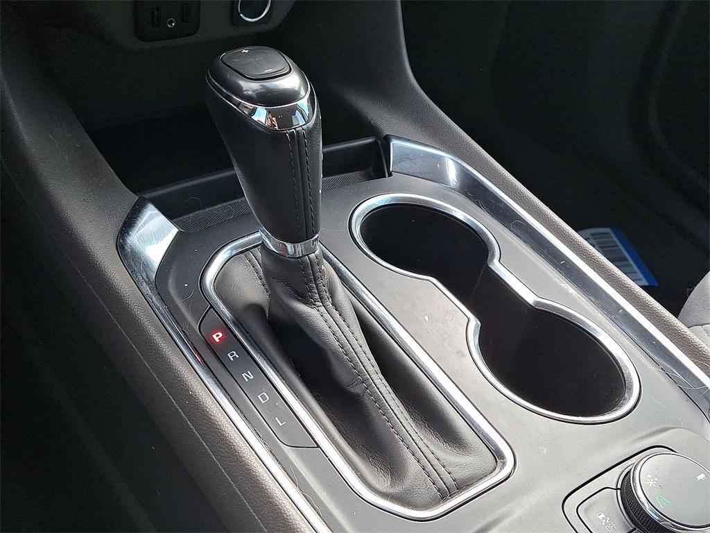 used 2020 Chevrolet Traverse car, priced at $22,900