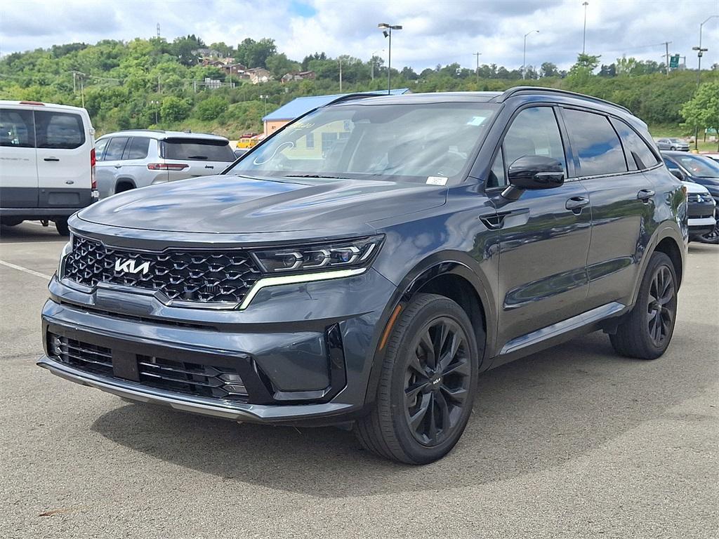 used 2022 Kia Sorento car, priced at $27,900