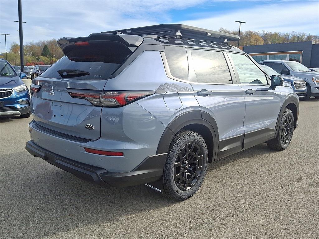 new 2025 Mitsubishi Outlander car, priced at $39,115