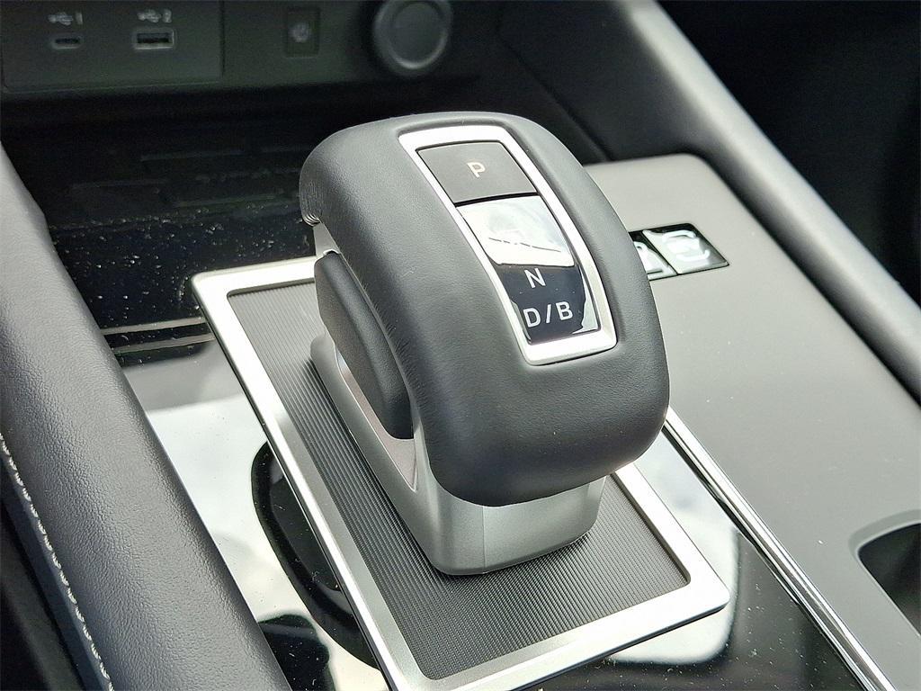 new 2025 Mitsubishi Outlander PHEV car, priced at $38,120