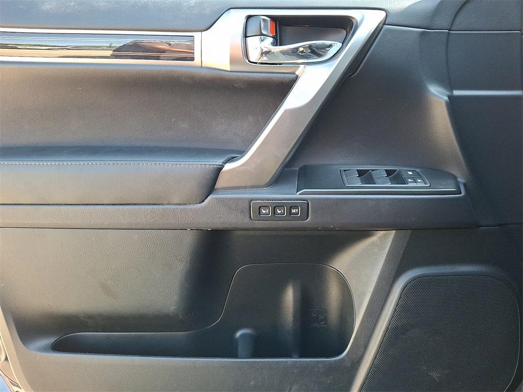 used 2022 Lexus GX 460 car, priced at $48,011