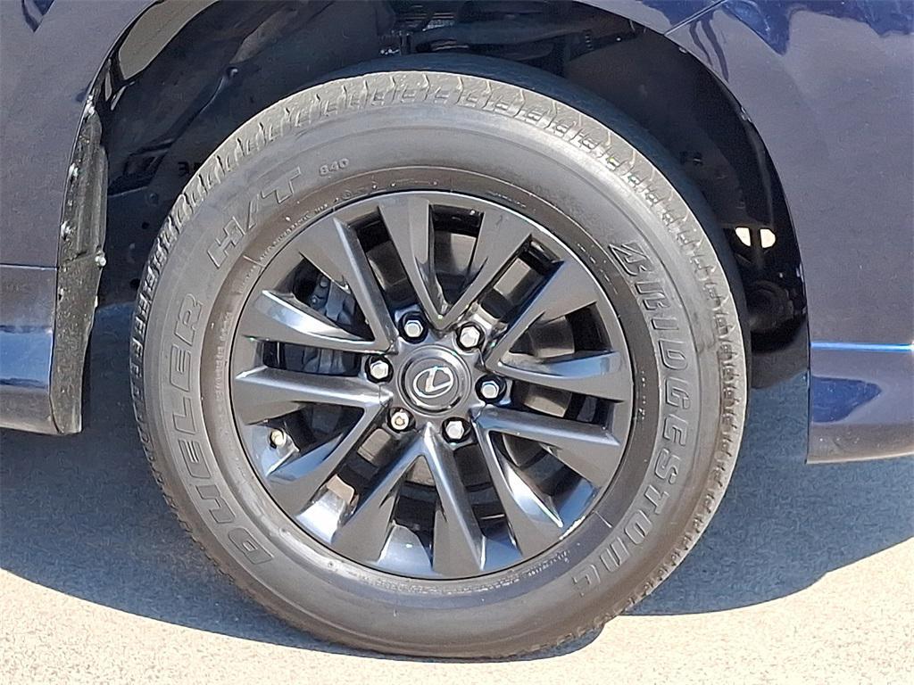 used 2022 Lexus GX 460 car, priced at $48,011