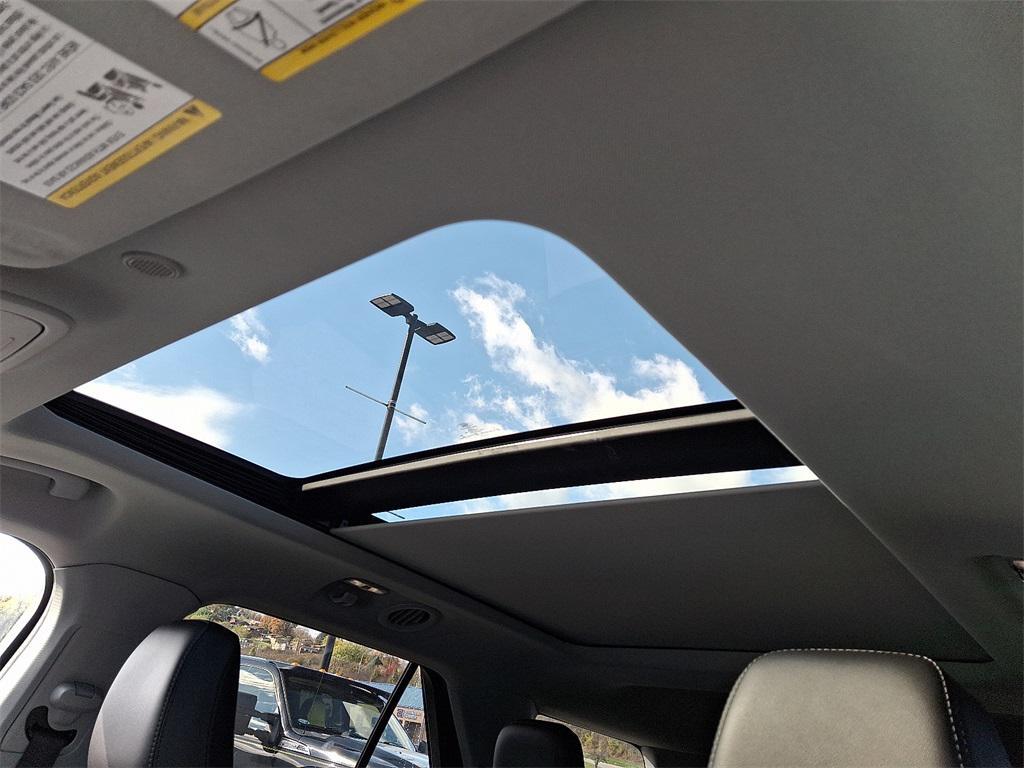 used 2022 Ford Explorer car, priced at $27,990