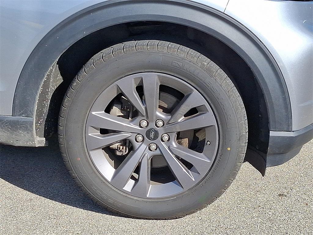 used 2022 Ford Explorer car, priced at $27,990