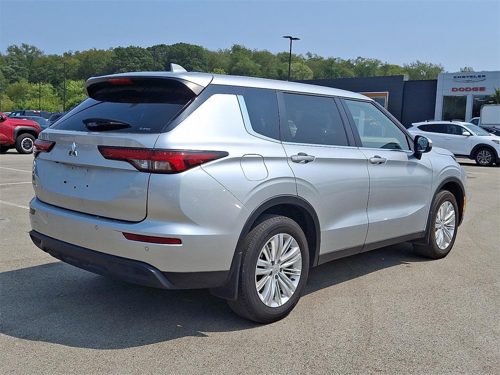 used 2024 Mitsubishi Outlander car, priced at $25,900