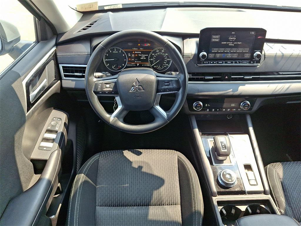 used 2024 Mitsubishi Outlander car, priced at $25,900