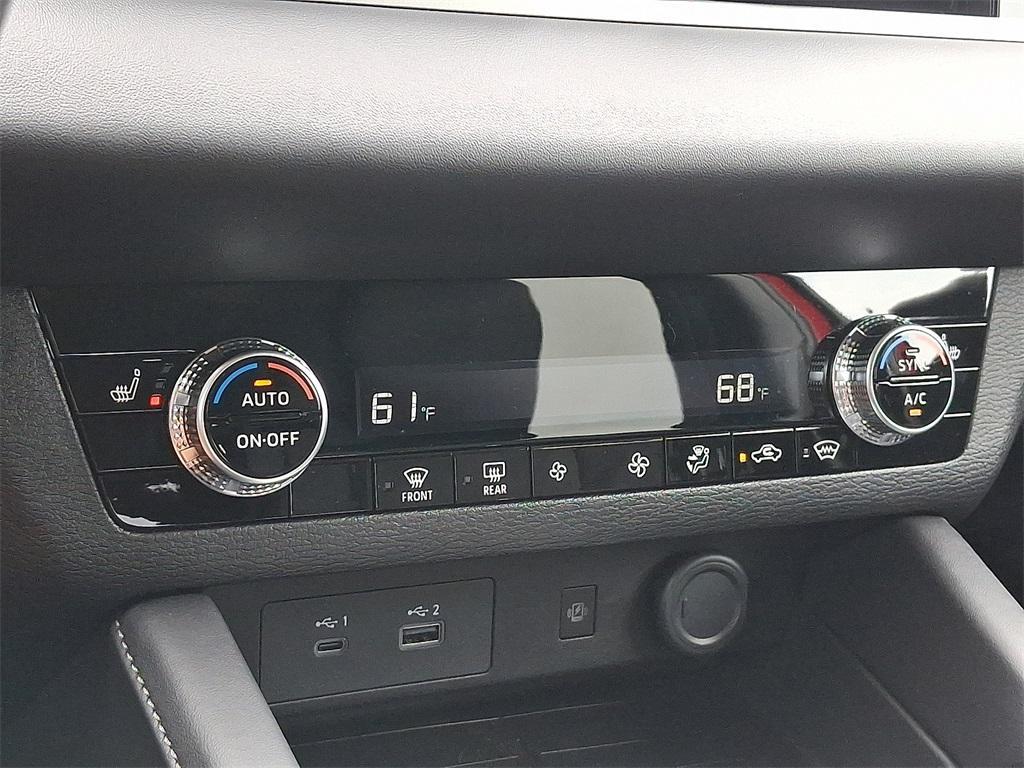 new 2025 Mitsubishi Outlander PHEV car, priced at $38,115