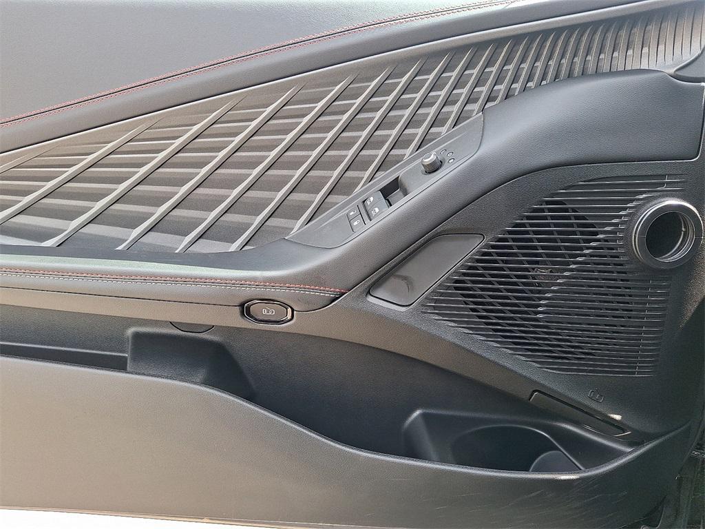 used 2025 Dodge Charger Daytona car, priced at $38,000