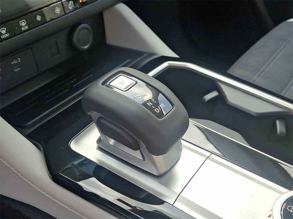 new 2025 Mitsubishi Outlander car, priced at $31,715