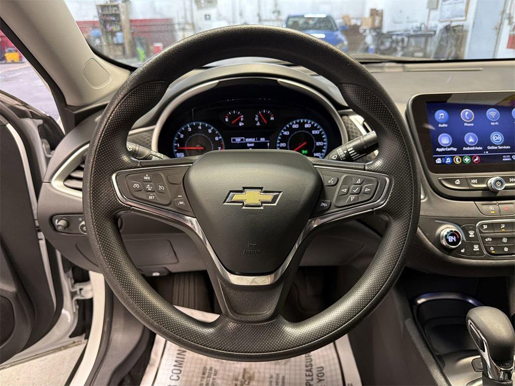 used 2024 Chevrolet Malibu car