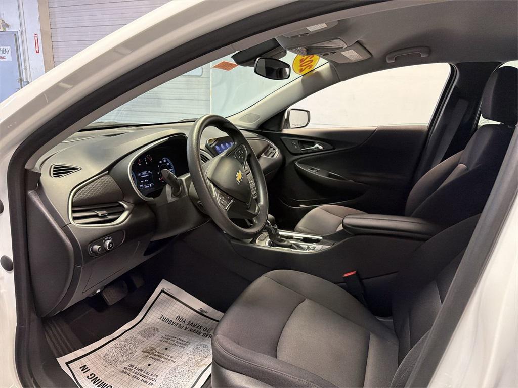 used 2024 Chevrolet Malibu car