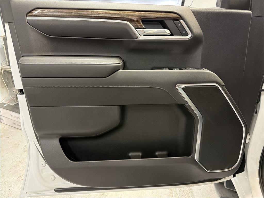 used 2023 GMC Sierra 1500 car, priced at $45,809