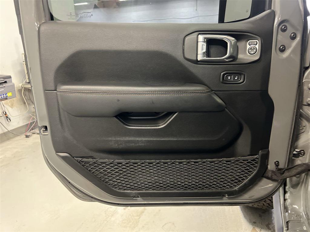 used 2022 Jeep Wrangler Unlimited car, priced at $62,887