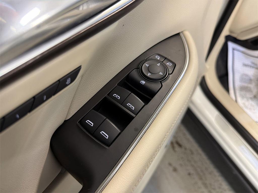 used 2021 Buick Envision car, priced at $21,959