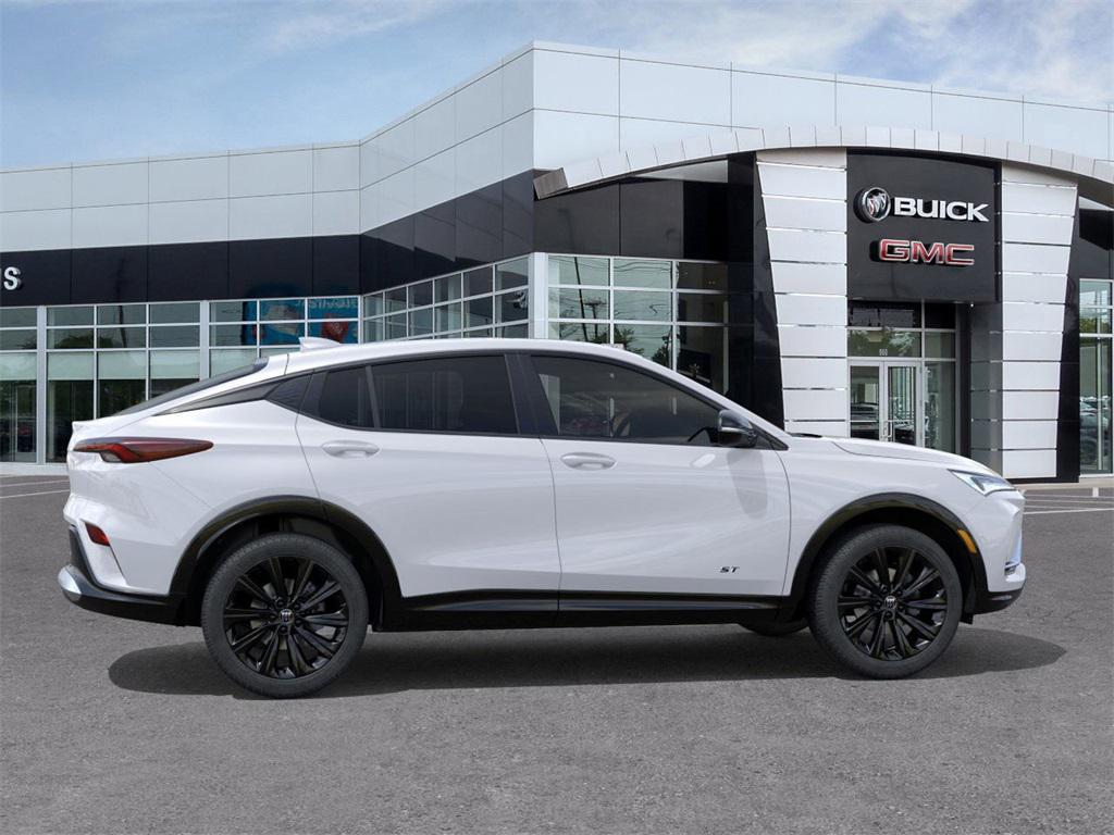 new 2025 Buick Envista car, priced at $28,005