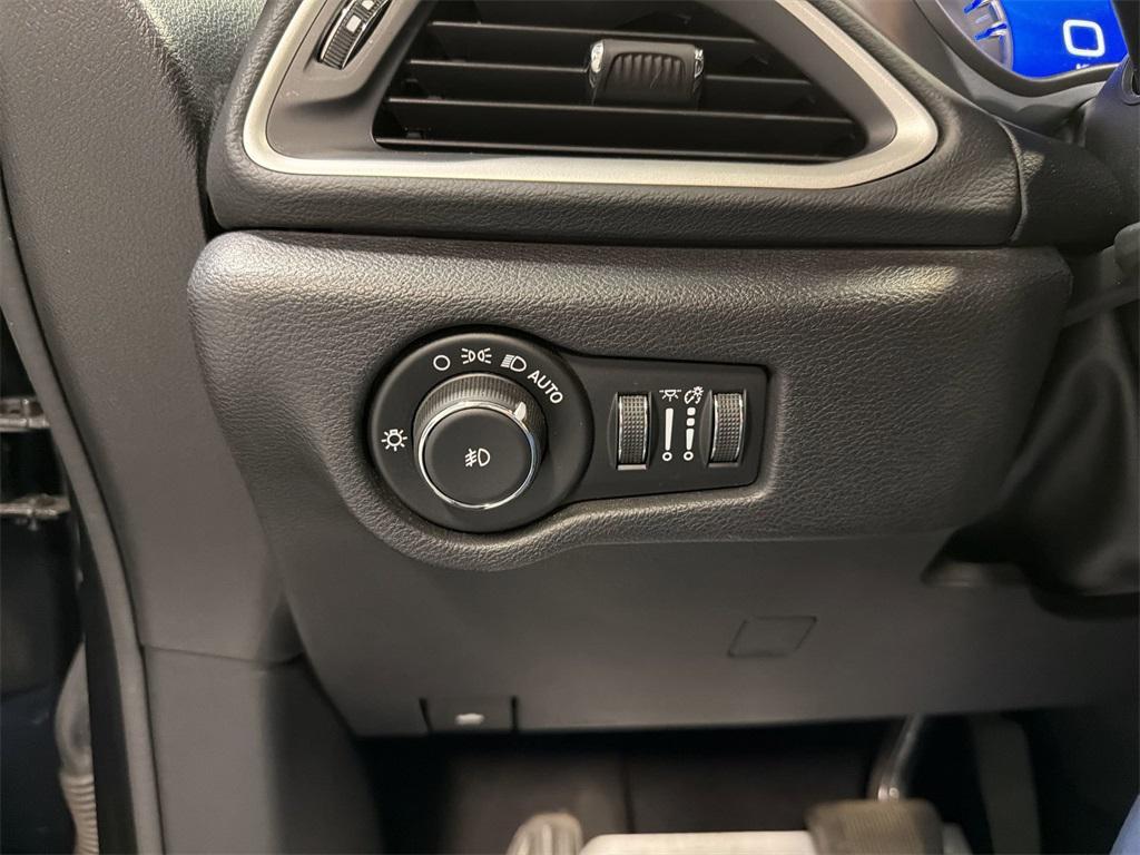 used 2020 Chrysler Pacifica car