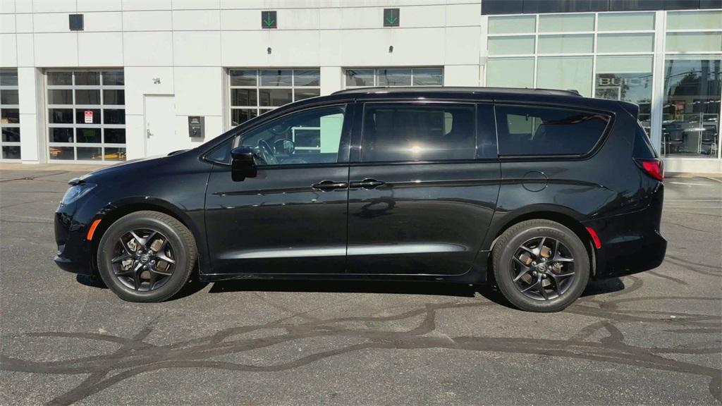 used 2020 Chrysler Pacifica car