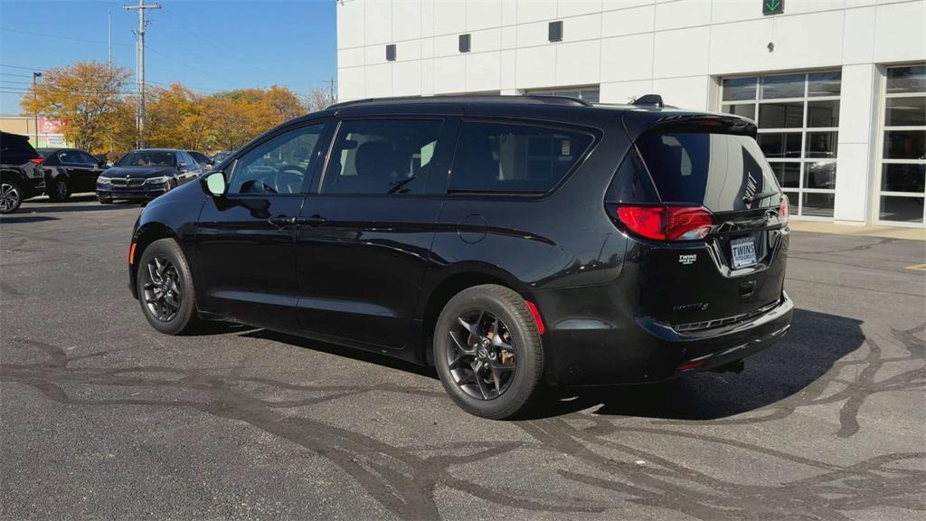 used 2020 Chrysler Pacifica car