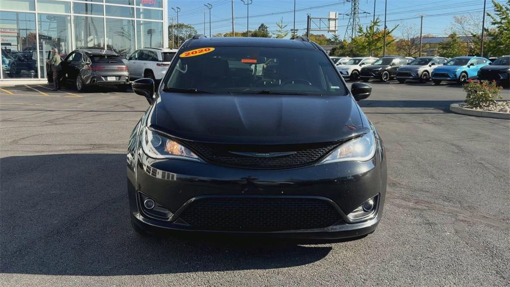 used 2020 Chrysler Pacifica car