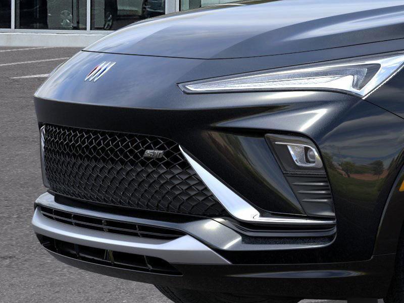 new 2025 Buick Envista car, priced at $28,500