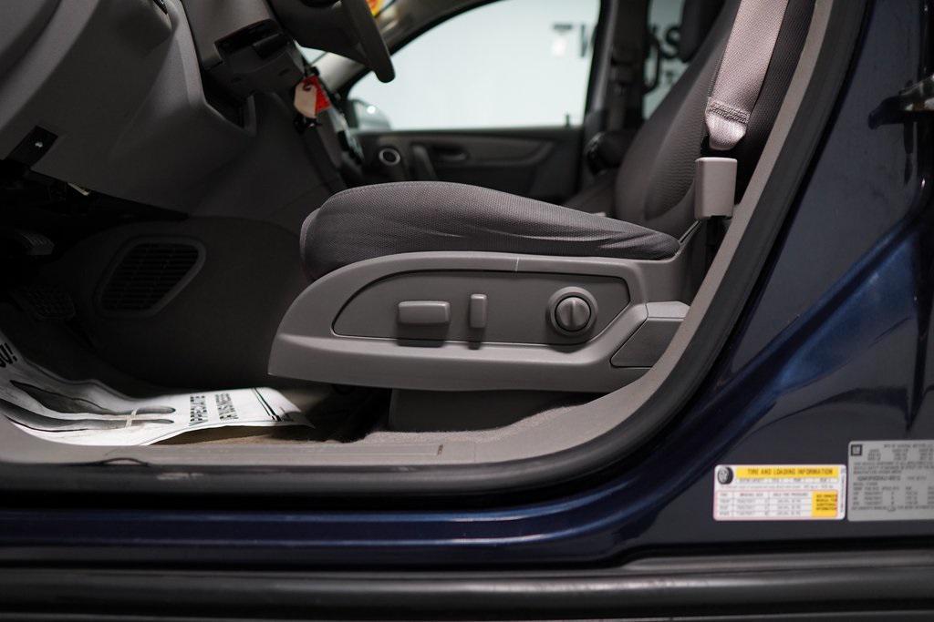 used 2017 Chevrolet Traverse car, priced at $11,993