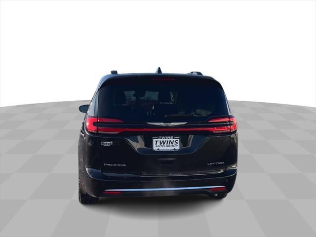 used 2022 Chrysler Pacifica car, priced at $27,384