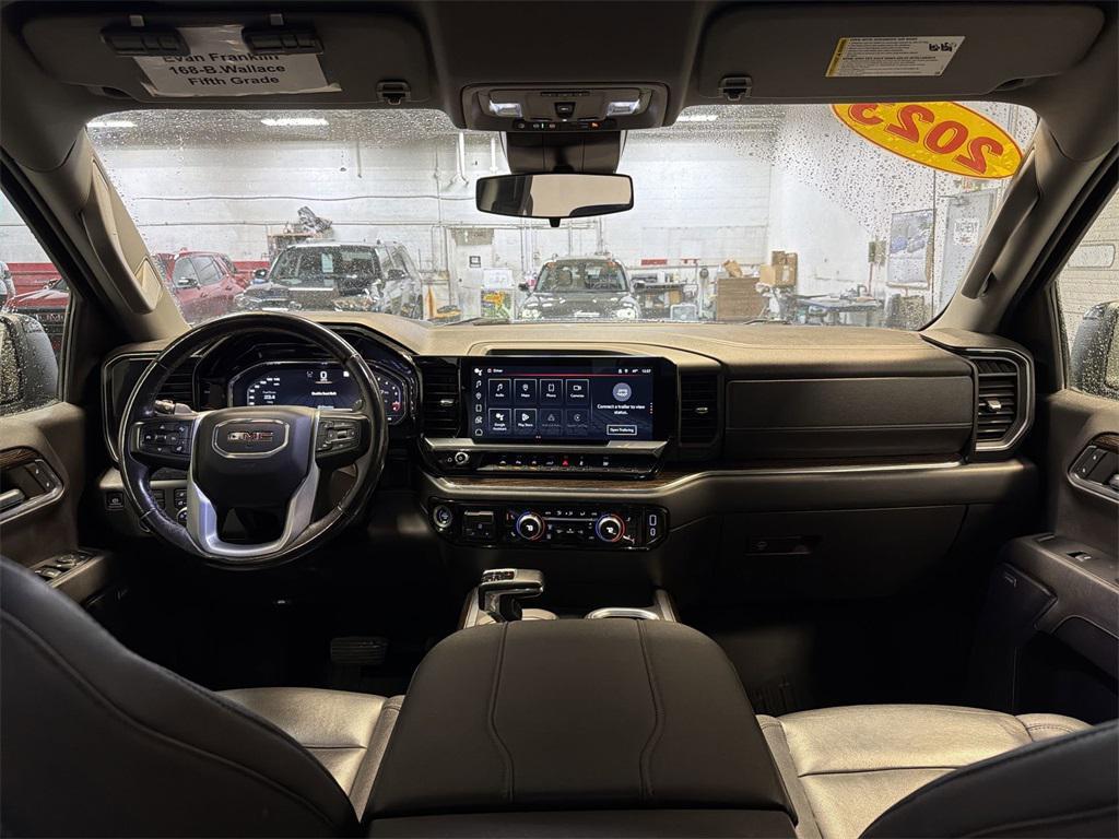 used 2023 GMC Sierra 1500 car, priced at $41,999