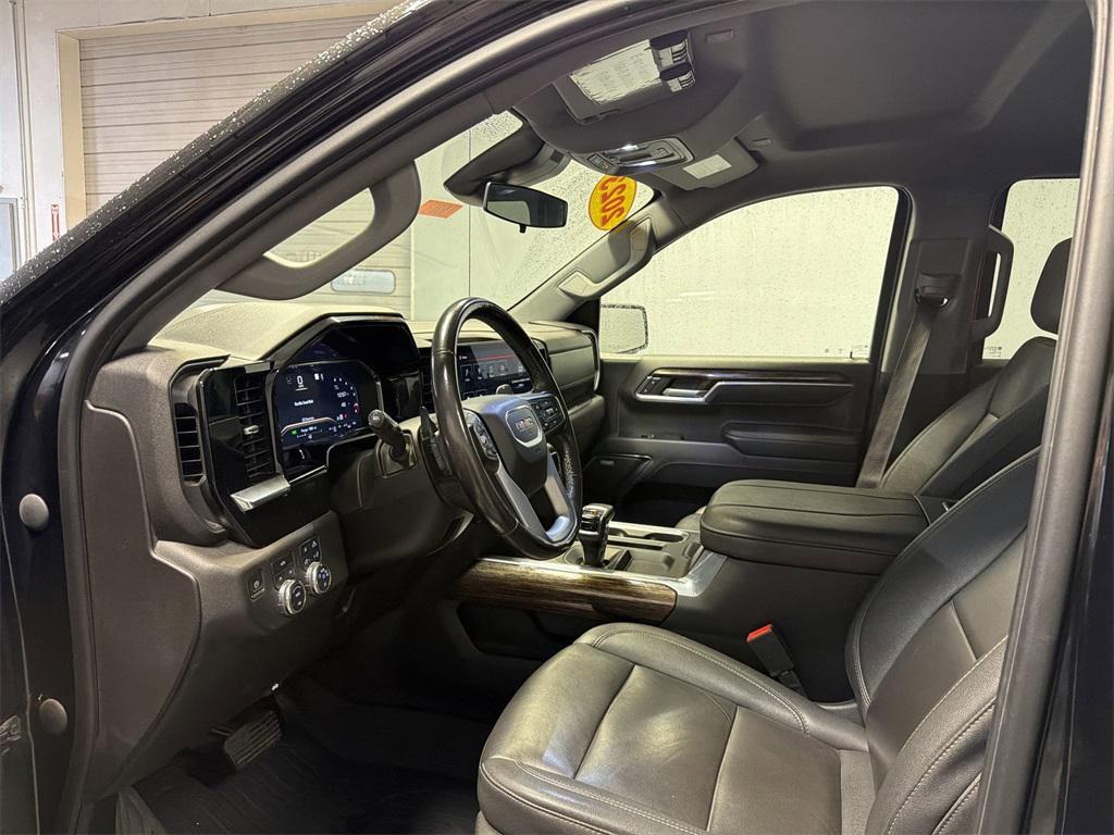 used 2023 GMC Sierra 1500 car, priced at $41,999