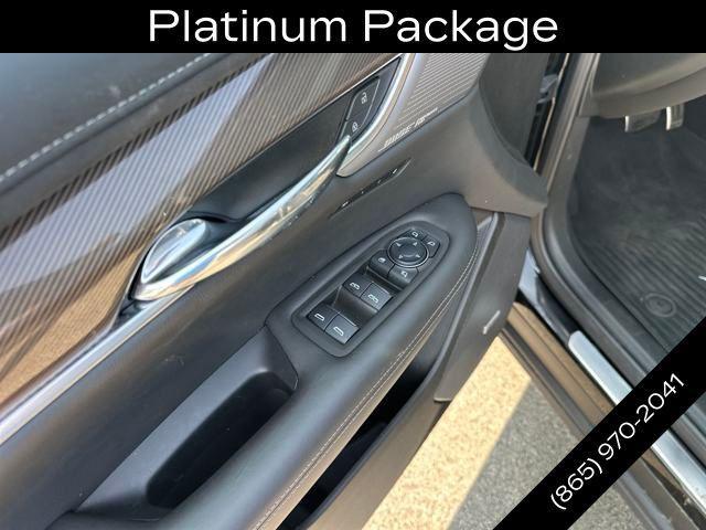 used 2024 Cadillac XT6 car, priced at $55,997