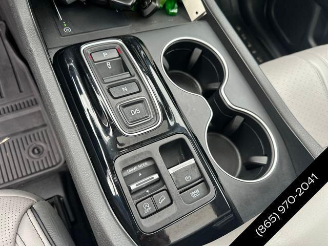 used 2025 Honda Pilot car, priced at $48,997