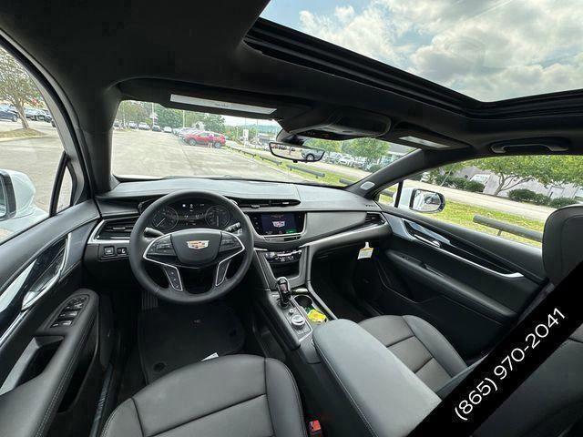 new 2025 Cadillac XT5 car, priced at $57,990