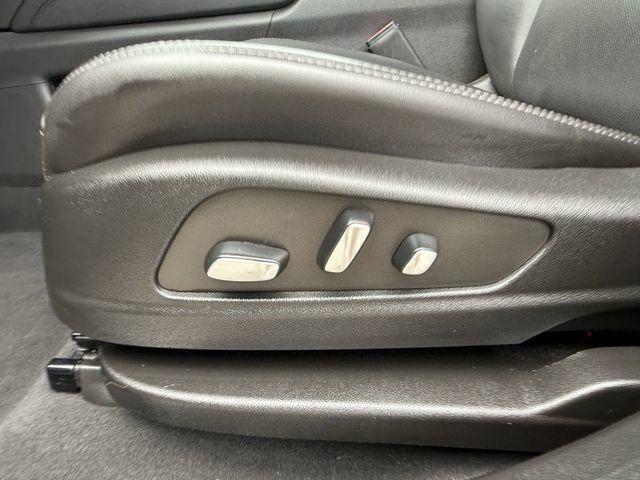 used 2021 Cadillac XT5 car, priced at $38,991