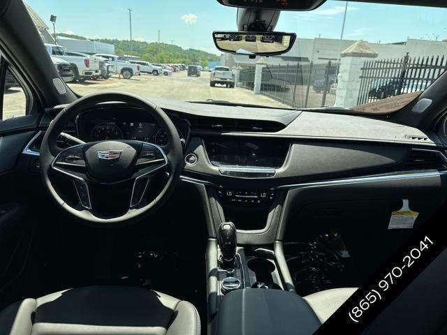 new 2025 Cadillac XT5 car, priced at $61,565