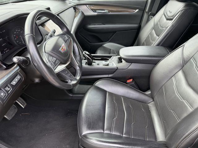 used 2020 Cadillac XT5 car, priced at $34,999
