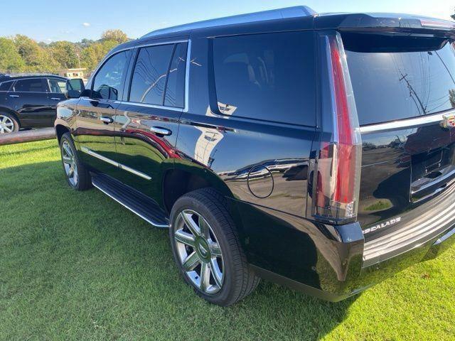 used 2019 Cadillac Escalade car, priced at $41,991
