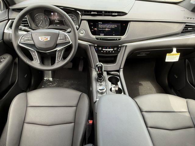 new 2025 Cadillac XT5 car, priced at $59,090